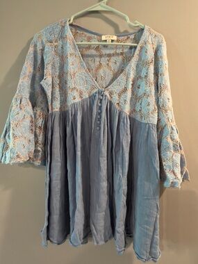 Umgee Blue Lace Overlay Tunic